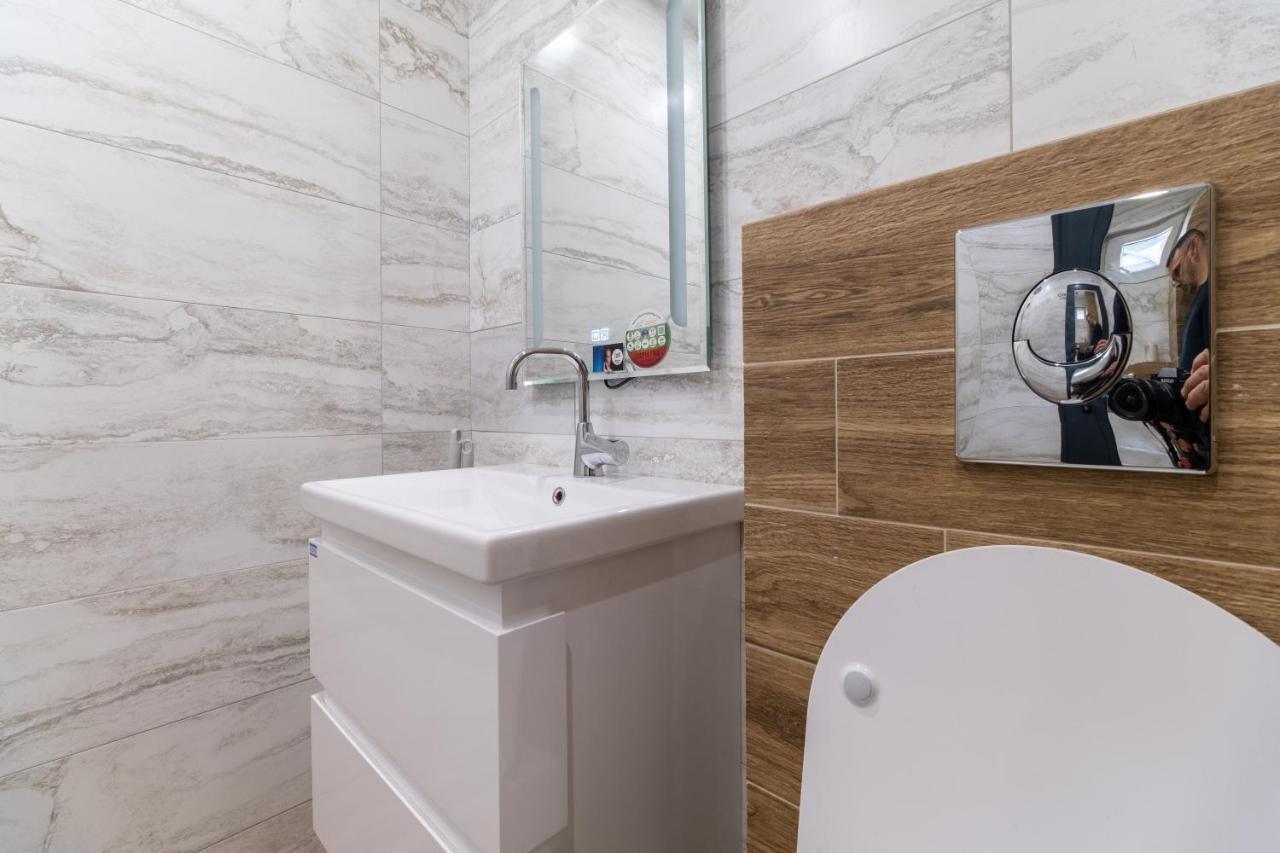 Chic 1Br Apartment With Balcony In Plovdiv Exterior foto